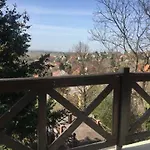 Varhegy Vendeghaz Фоньод