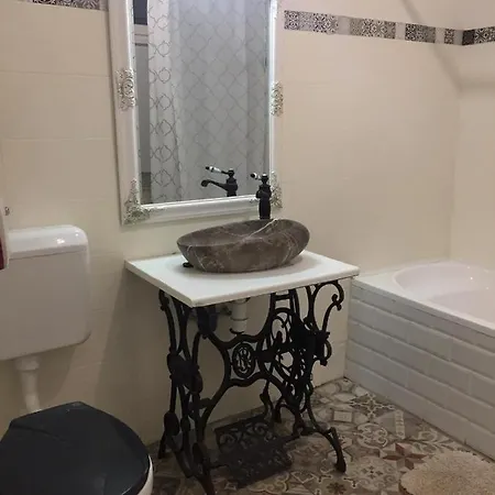 度假居 Varhegy Vendeghaz