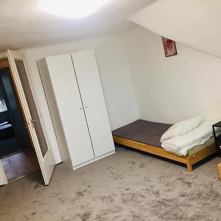Varhegy Vendeghaz Tatil Evi *