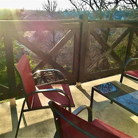 Varhegy Vendeghaz 度假居 Fonyód