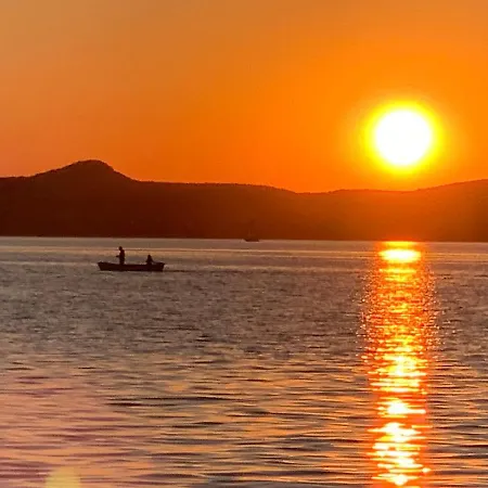 Varhegy Vendeghaz 度假居 Fonyód